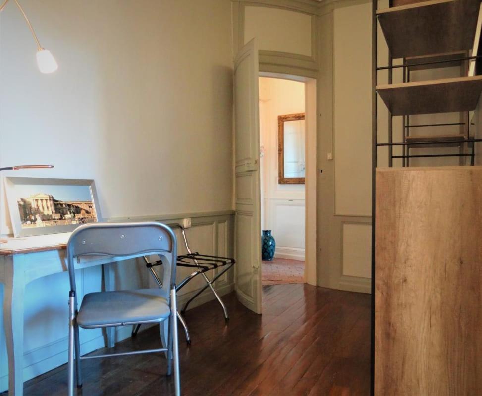 Le Cardinal Apartment Chartres Exterior photo